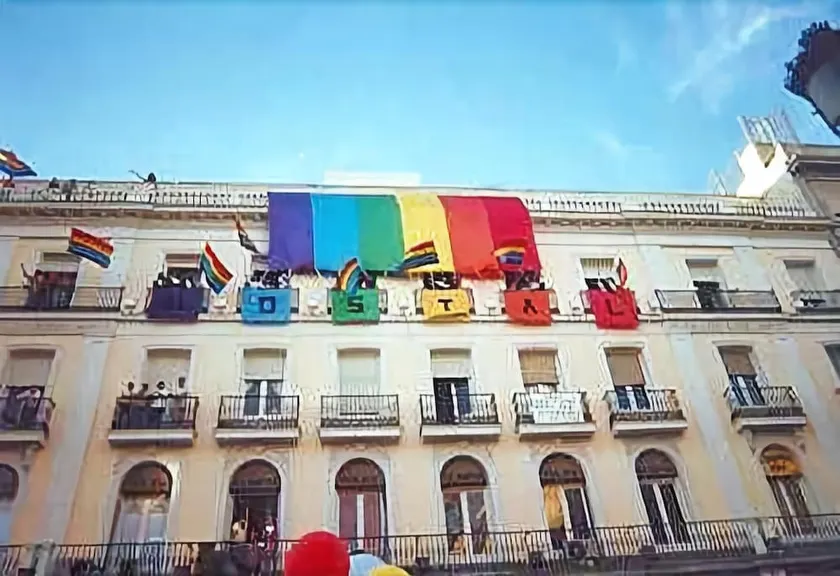 Gay Hostal Puerta del Sol Madrid - Image 1