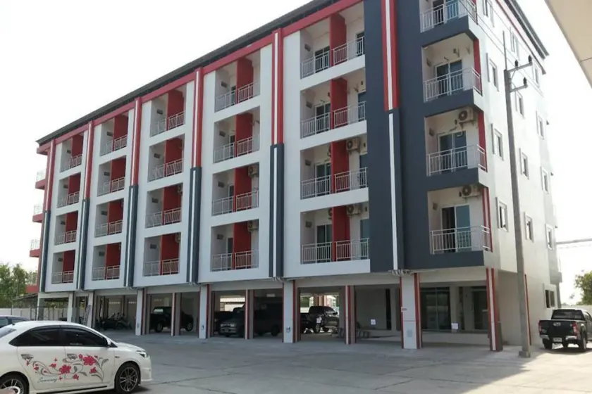 Apartment Baan Khun Mae - Image 1