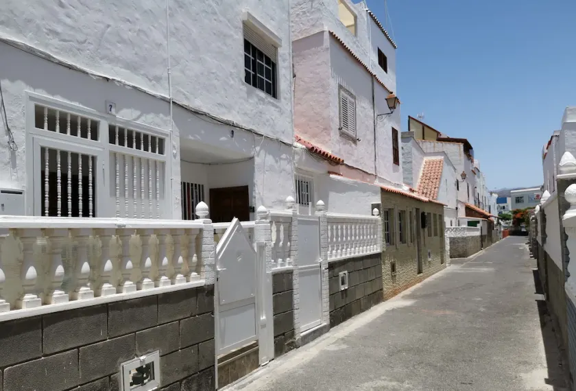 Apt Playa del Ingles Patronato - Image 1