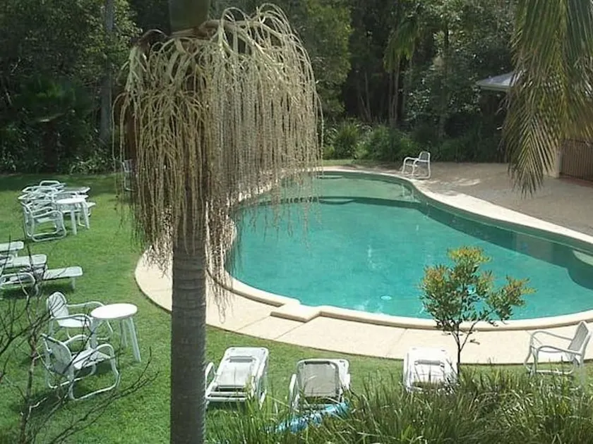 Treetops Lakeside Apartments - Image 1