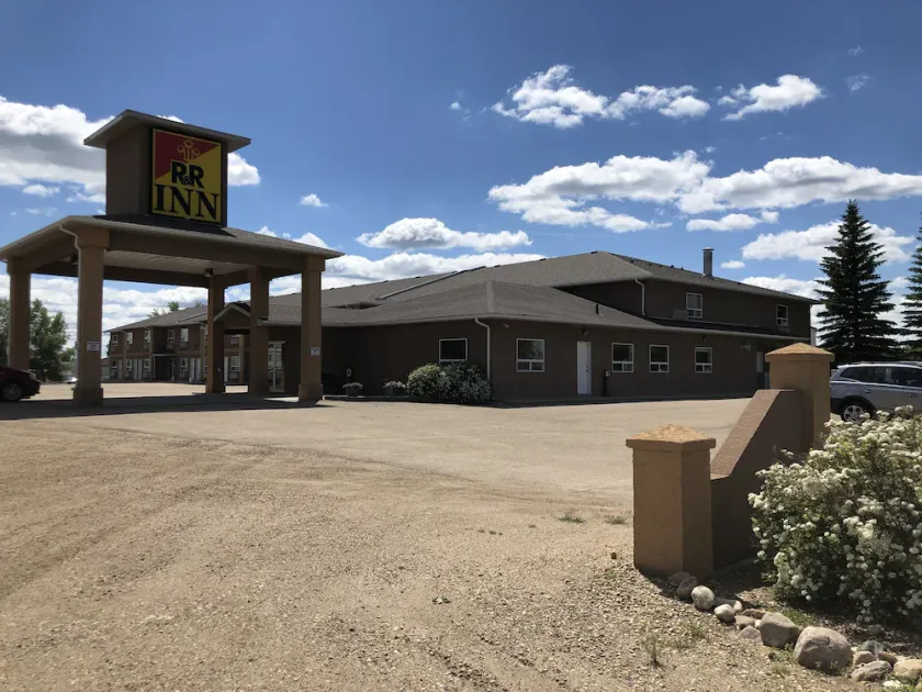 R & R Wainwright Inn - Image 1