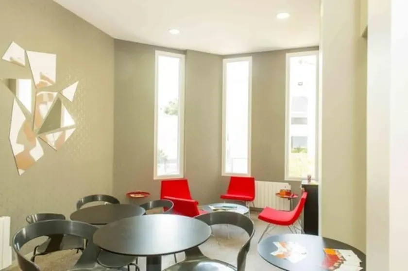 Seven Lodge - Image 1