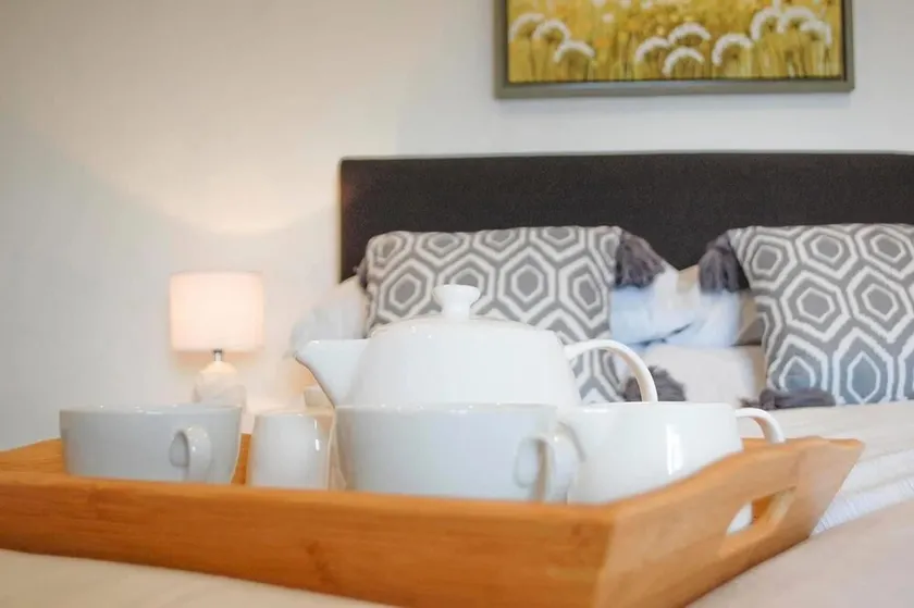 1-bed Apartment in Helston - Resturant and Golf - Image 1