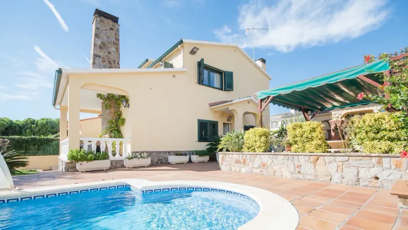 Villa Marinada - Image 1