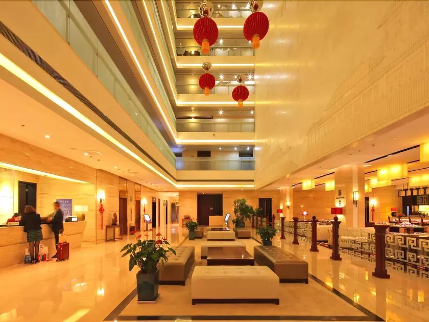 Regal Hotel Wangfujing - Image 1