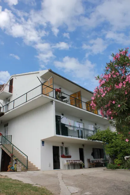 Guesthouse Podaca - Image 1