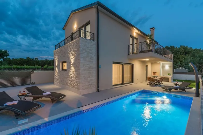Villa Nina - Image 1