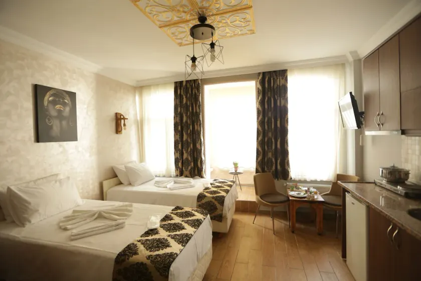 Gold Rose Apart Hotel - Image 1