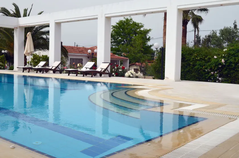 Olive Mansion Suites - Image 1