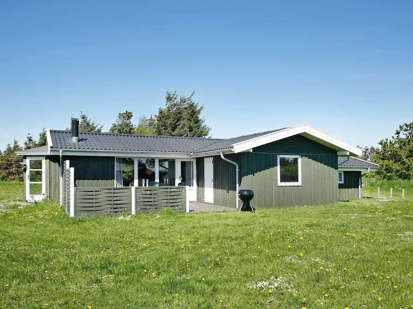 Spacious Holiday Home in Lønstrup With Indoor Whirlpool - Image 1