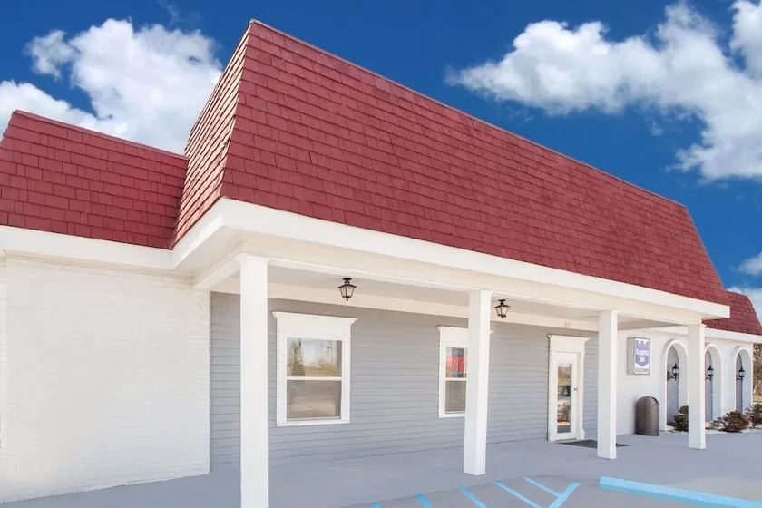 Knights Inn Grand Blanc - Image 1