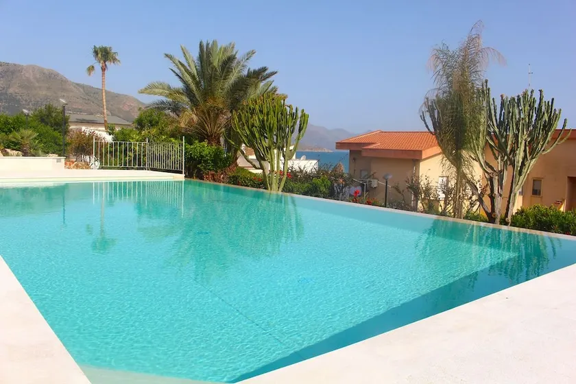 Bel Tramonto Apartment - Image 1