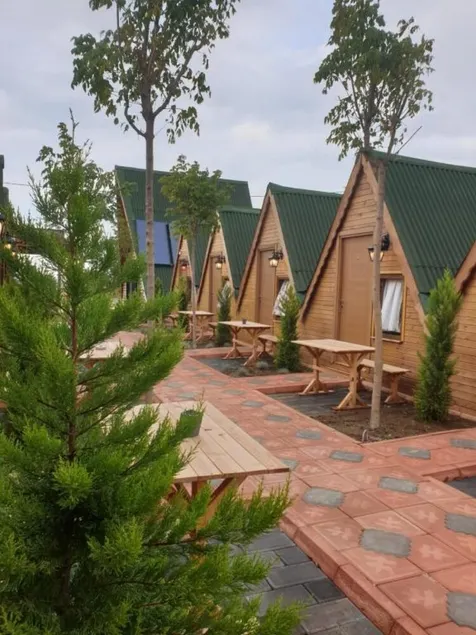 Charming Bungalow in Cinarcik With Shared Garden - Image 1