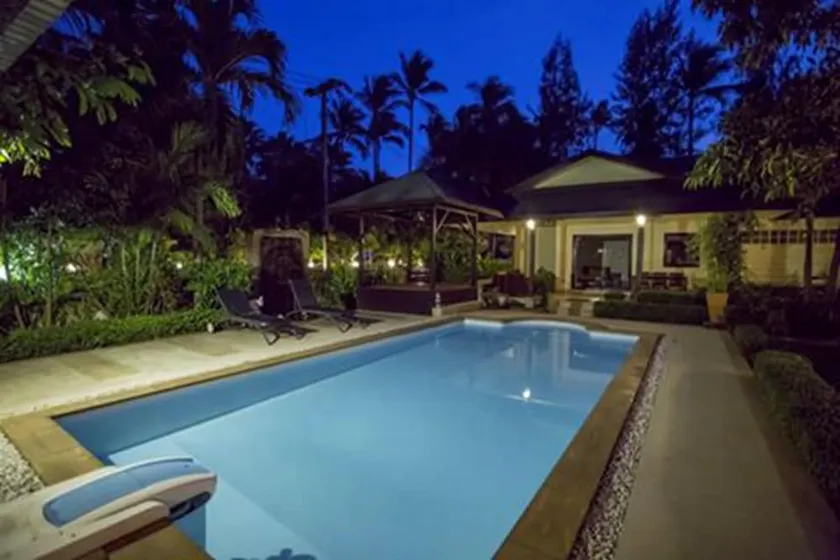 Natien Beach Villa - Image 1