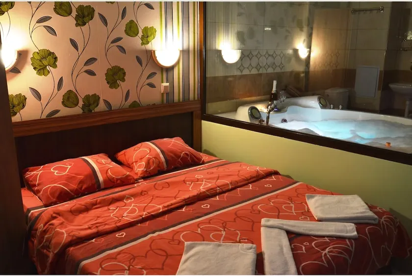 Odysseus Hotel - Image 1