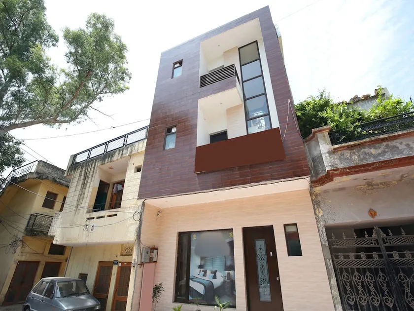 Hotel Randhawa By OYO Rooms - Image 1