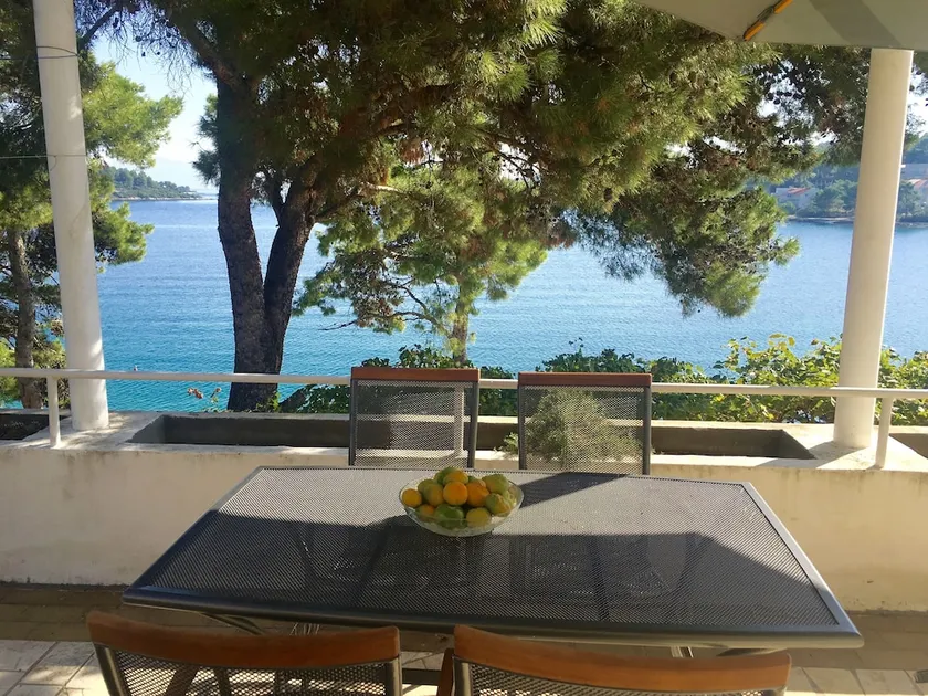 APARTMENTS LUMBARDA BAY - Image 1