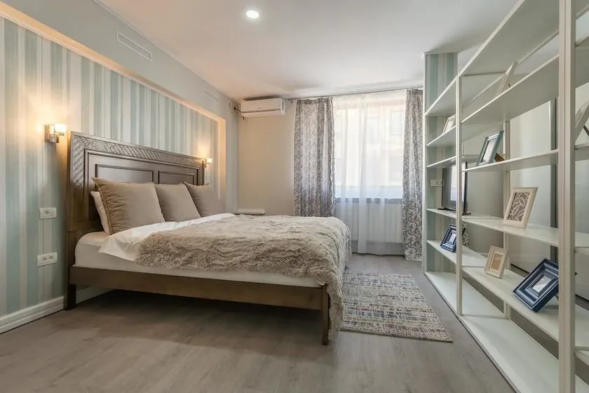 Bella Marina Apartments - Image 1