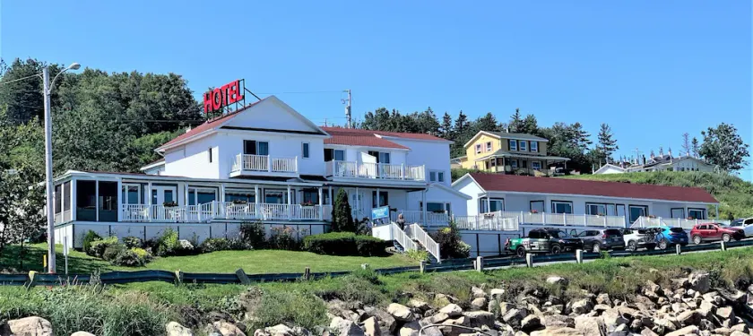 Hotel Motel Grande Vallée des Monts - Image 1
