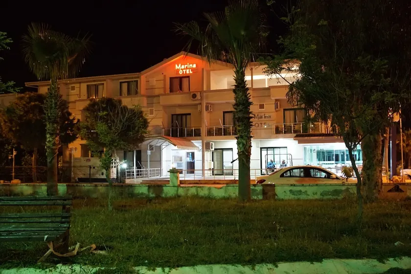 Marina Hotel - Image 1