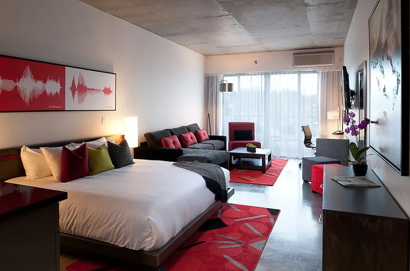 Hotel RED - Image 1