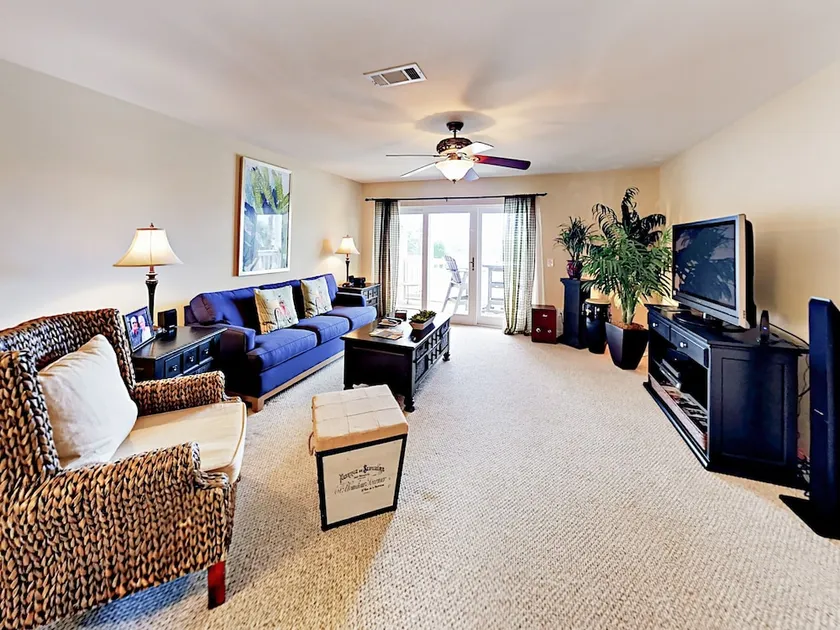 Perdido Bay 2br W/ Pool, Beach & Bay Access 2 Bedroom Townhouse - Image 1
