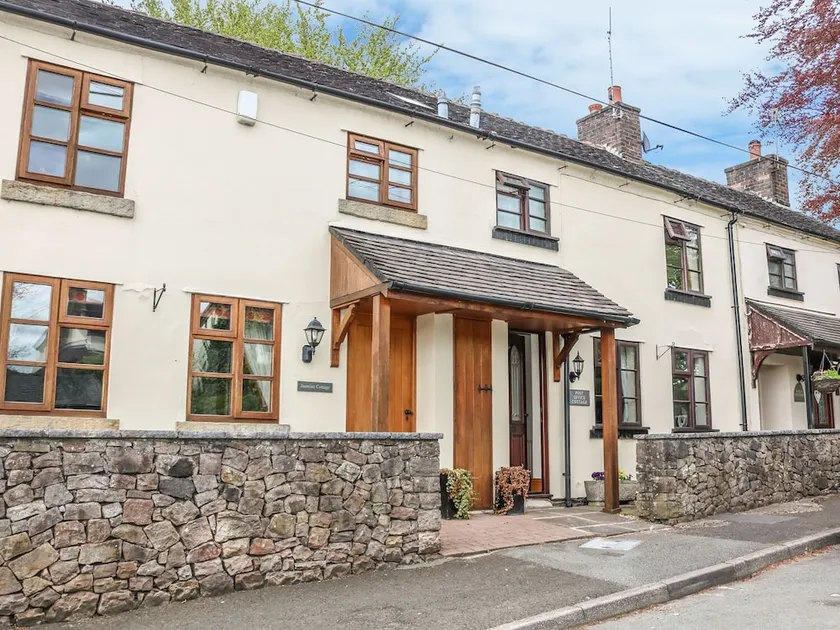 Post Office Cottage - Image 1