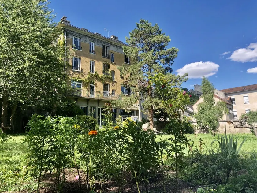 Green Home - Image 1