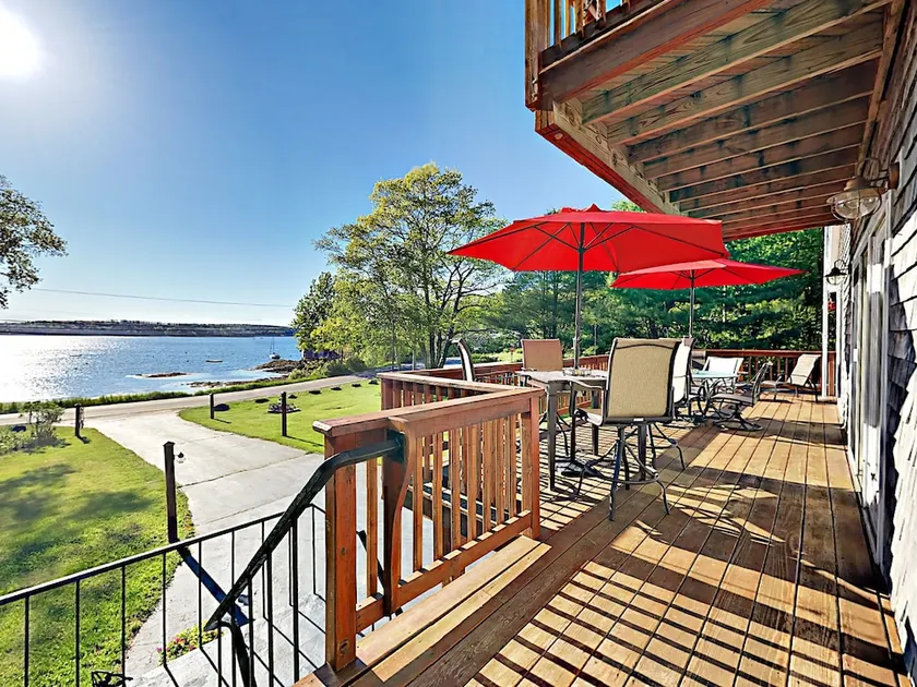 East Boothbay House with Bay Views by RedAwning - Image 1