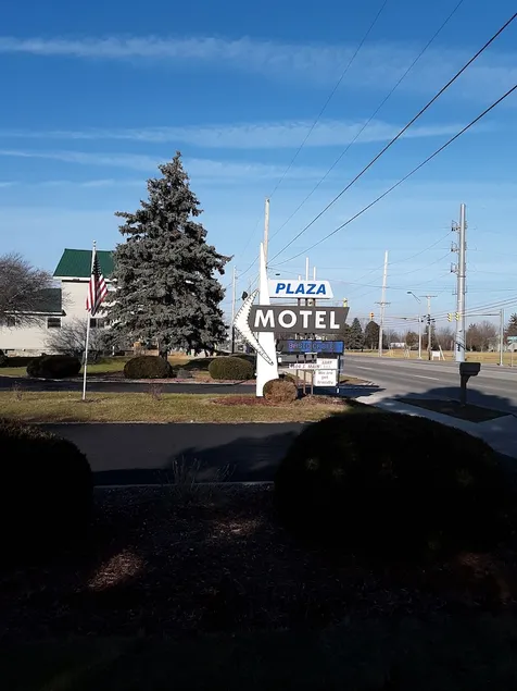 Plaza Motel Bryan - Image 1