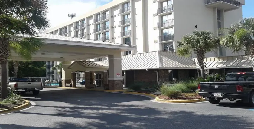 Charleston Grand Hotel - Image 1