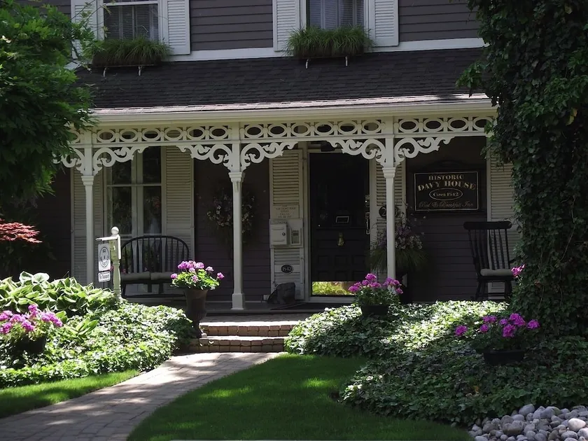 Historic Davy House Bed & Breakfast Inn - Image 1