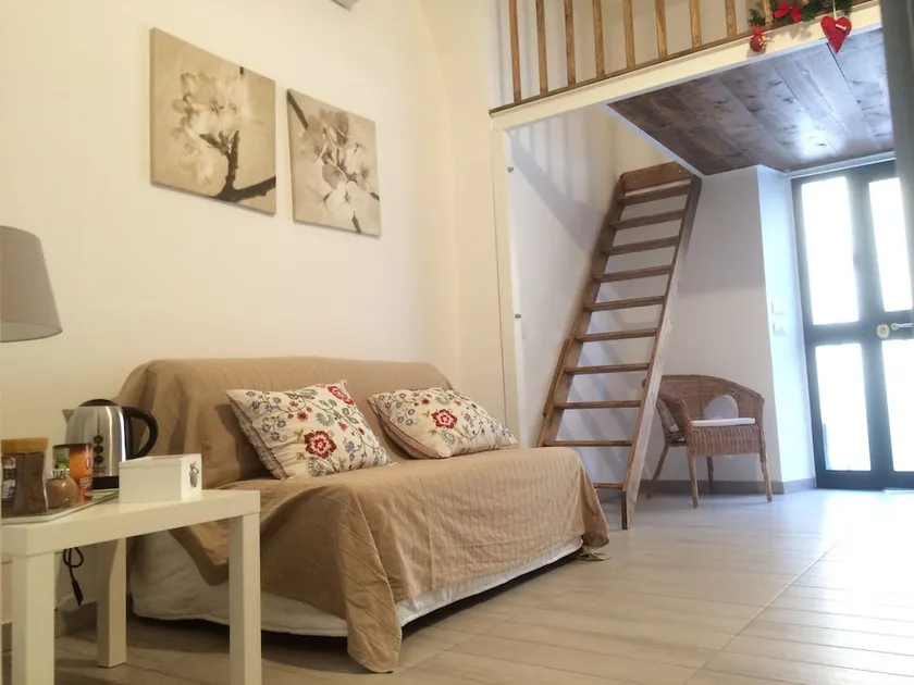 Camilla Home Apartments - Image 1