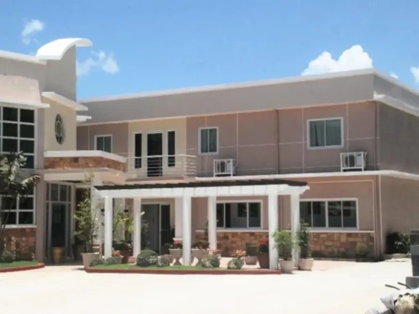 Regal Plaza Hotel - Image 1