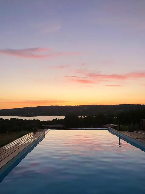 One bedroom property with lake view shared pool and furnished garden at Montargil - Image 1