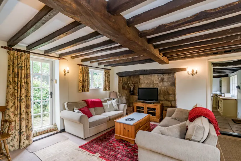 Yew Tree Cottage - Image 1