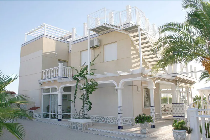 Flamenca Beach Villa 3 - Image 1