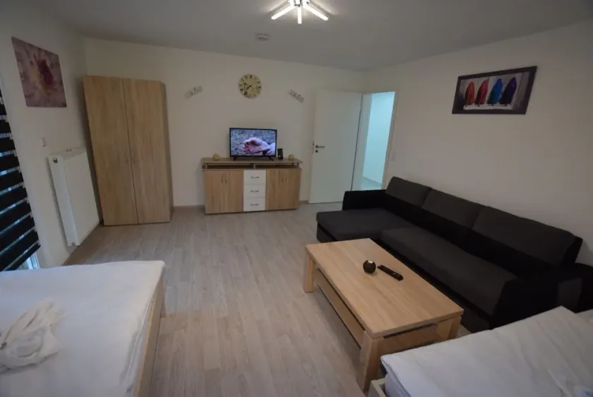 AB Apartment Objekt 23 - Image 1