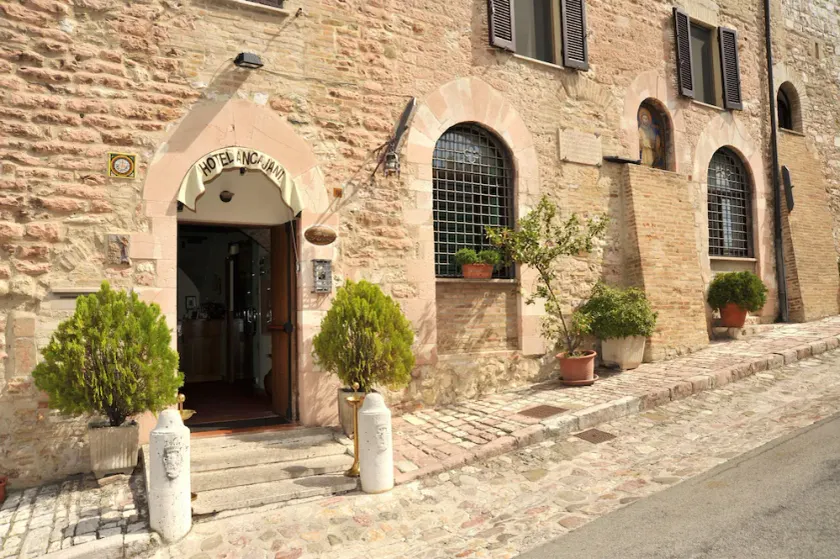 Albergo Ancajani - Image 1