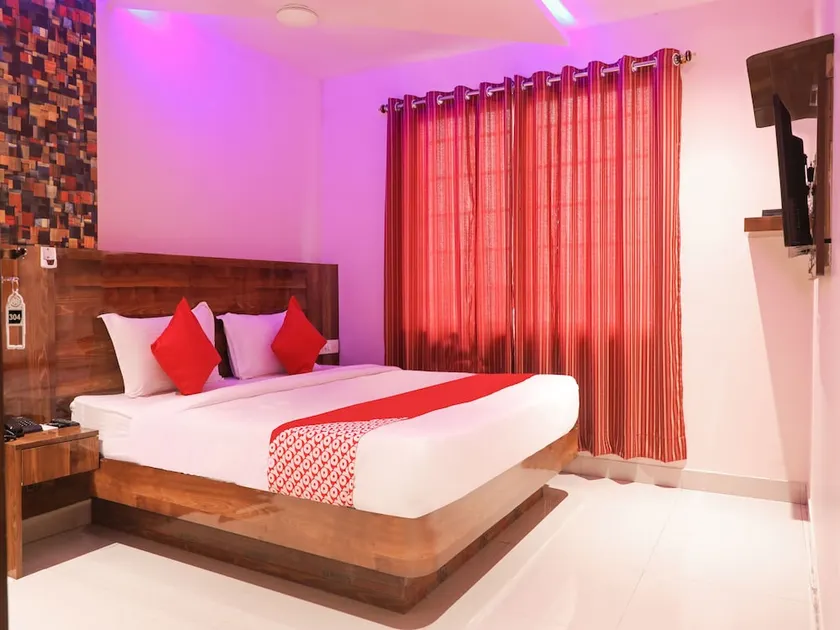 Comfort Inn - Image 1