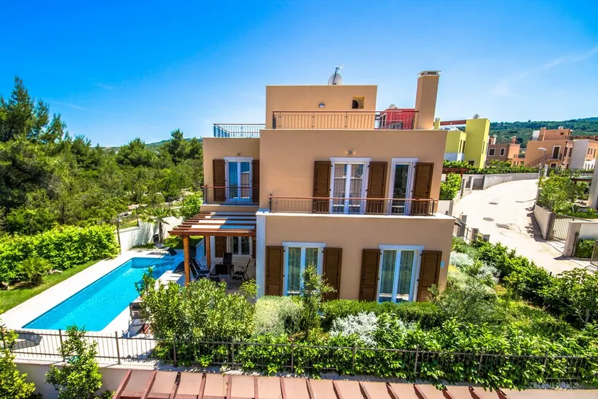 Villa Rosa - Image 1