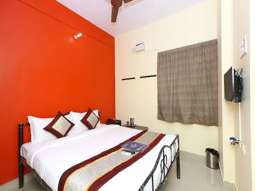 Apartment JLS Gruha By OYO Rooms - Image 1