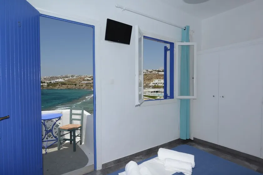 Markos Beach Hotel - Image 1