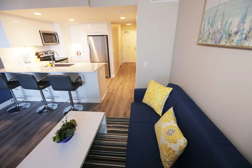 Panoramic View Suites - Image 1