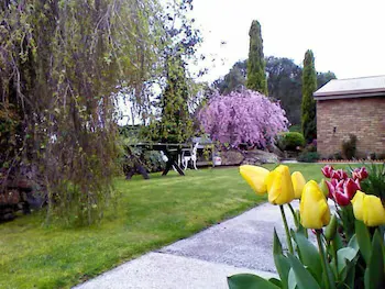 Sherwood View Accommodation - Image 1