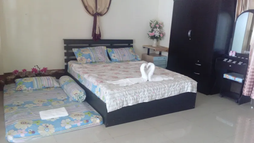 Baan Chid Haad - Image 1