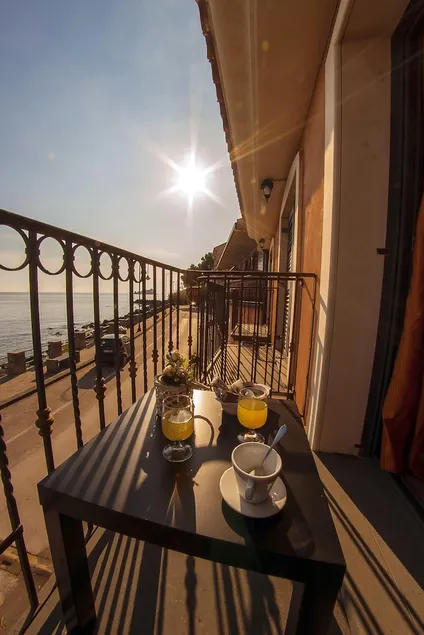 House With 2 Bedrooms in Capo Mulini, With Wonderful sea View, Balcony and Wifi - 10 m From the Beach - Image 1