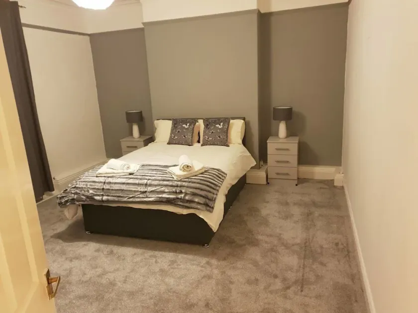 Birtley's Amethyst, 2 Bedroom Apt ,sleeps 6 Guest - Image 1