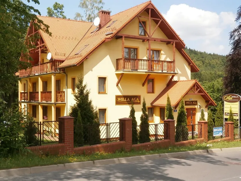 Willa Aga Bed & Breakfast - Image 1