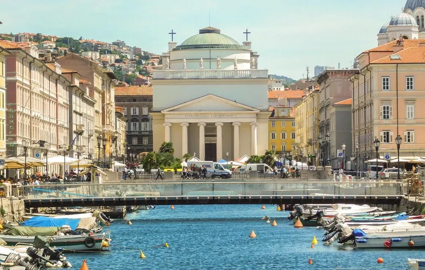 Beautiful Home in Muggia With 3 Bedrooms - Image 1